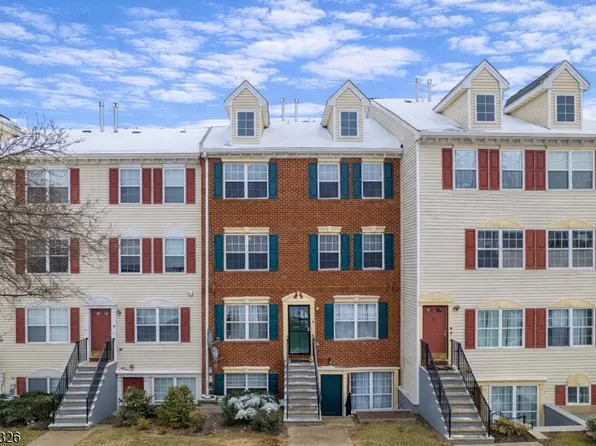 264 Matthews Dr, Newark City, NJ 07103