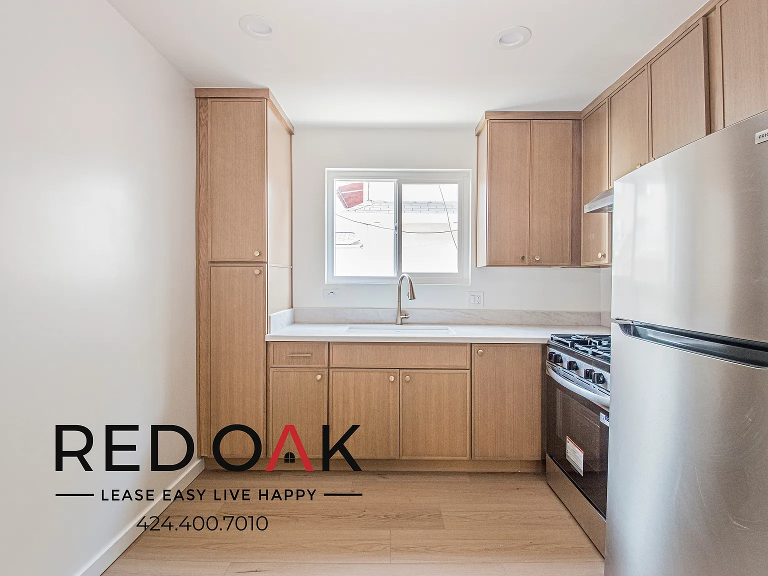 Updated Studio with Recessed Lighting and On-Site Laundry ~ Near Griffith Park! — Photo 2