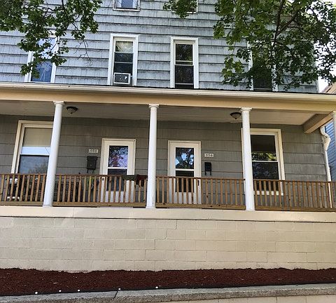 Front of House, 45' x 30' Entire House, 2025 sq.feet livable space including Attic on each side