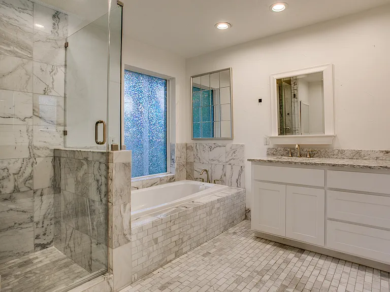 5815 Walnut Hill Ln — Photo 40