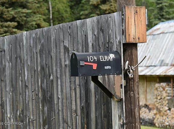 2nd image of 104 Elray St