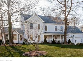 7 Bonny Ln, Clinton, CT 06413