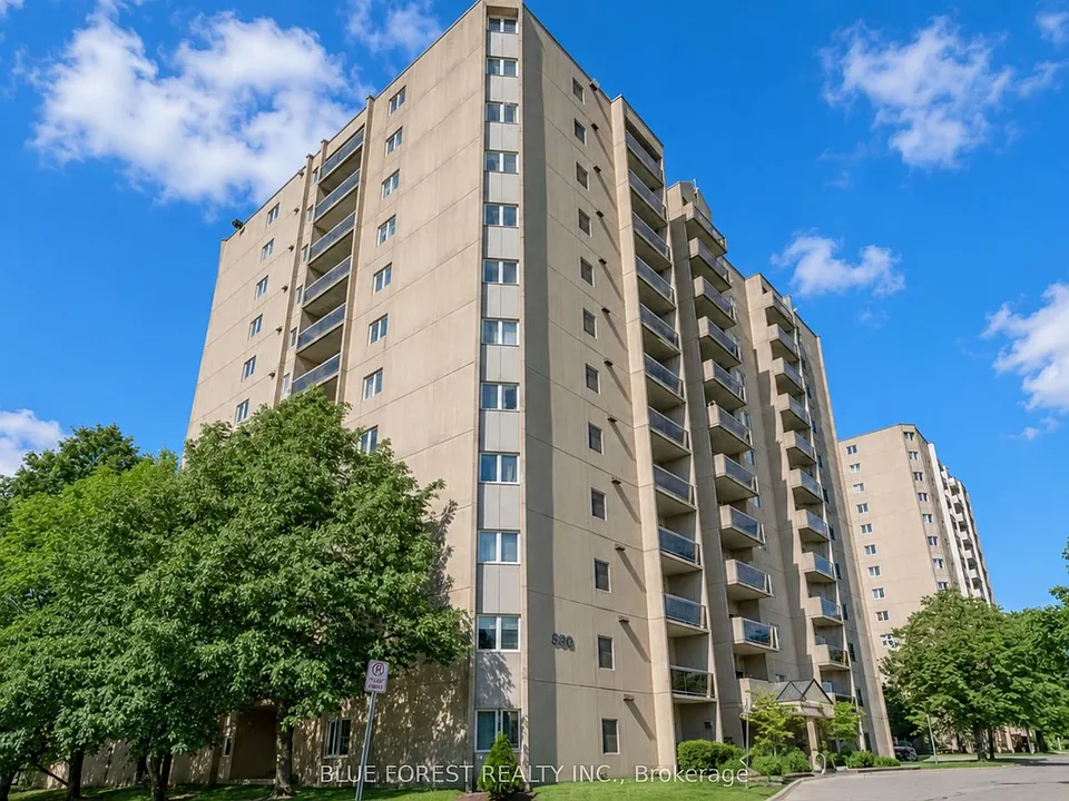 858 Commissioners Rd E #906