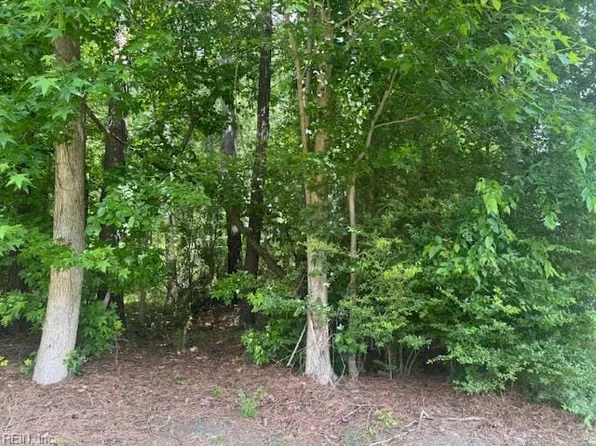 5208 York St, Chesapeake, VA 23321