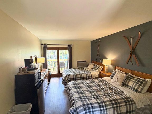 3rd image of 15326 W Birch Point Rd #20