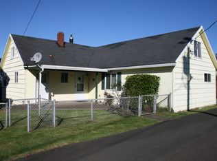 1727 NE Lee Pl, Lincoln City, OR 97367