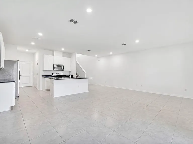 11532 Woodleaf Dr — Photo 6