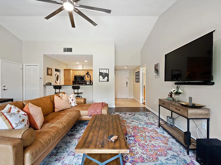 11863 Wimbledon Cir #538 — Photo 10