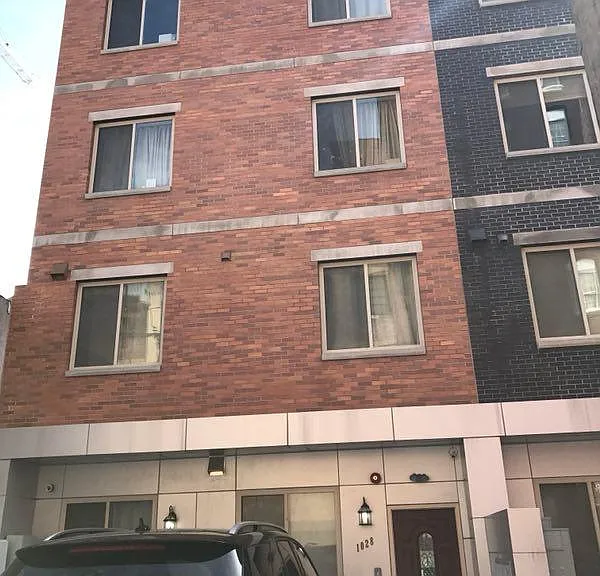 1028 Wood St #3F — Photo 2