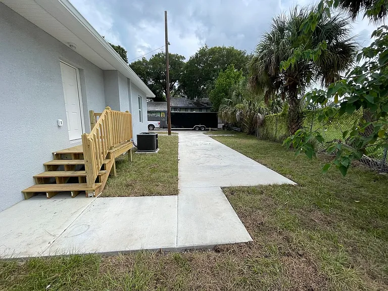 8417 N Seminole Ave — Photo 4