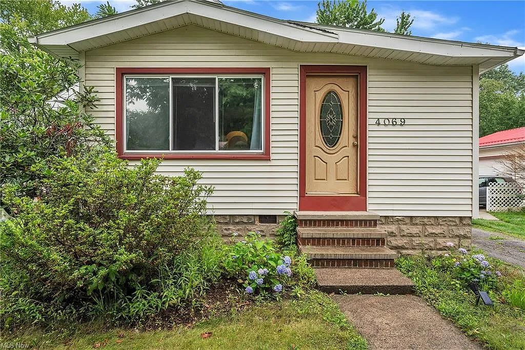 4069 Clague Rd photo 1