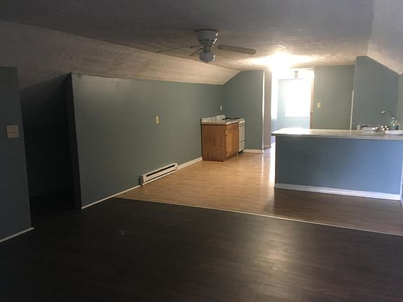 5th image of 220 W 7th St #3