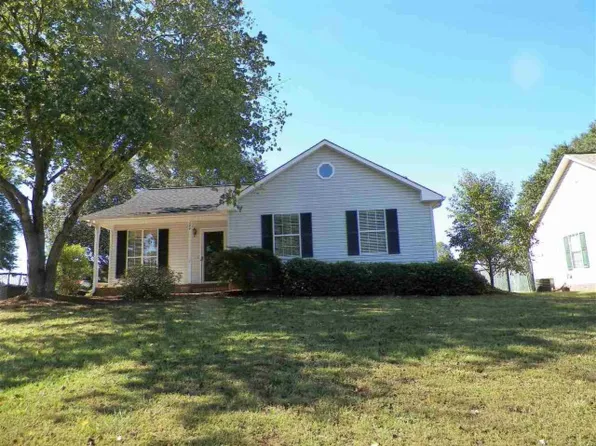 144 Loblolly Dr, Spartanburg, SC 29303