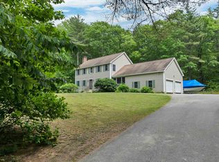 4 Junebug Ln, Wolfeboro, NH 03894
