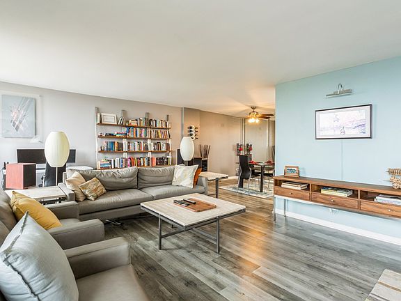 Living Room / Dining Room