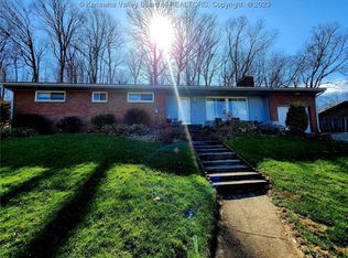 2807 Ranch Rd, South Charleston, WV 25303