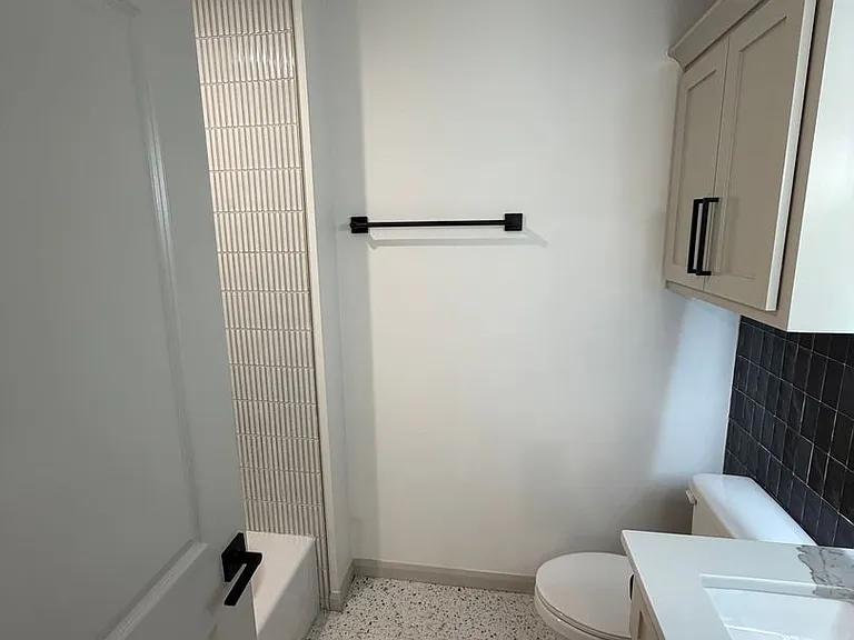 103 N Atlanta St — Photo 4