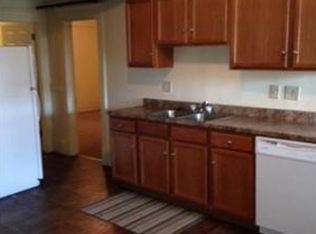 636 Chicopee St APT 2, Chicopee, MA 01013