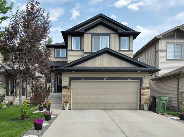 137 Awentia St, Leduc, AB T9E 1H4
