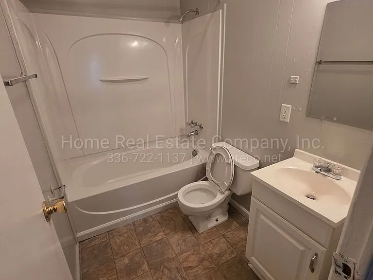 409 Mason St — Photo 5