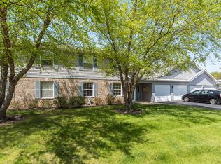 1129 N Red Oak Cir Unit 2, Round Lake Beach, IL 60073