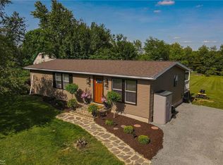 1827 Siegfriedale Rd, Breinigsville, PA 18031