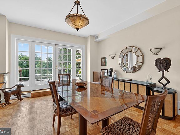 4th image of 4000 Cathedral Ave NW #229/239-B