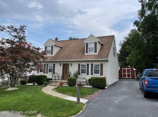 521 Packer St, Avoca, PA 18641