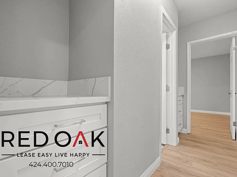 8015 S Western Ave #1 — Photo 20