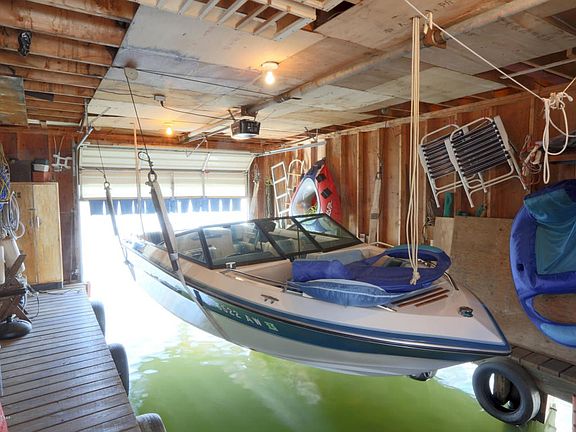 Boat House Lift