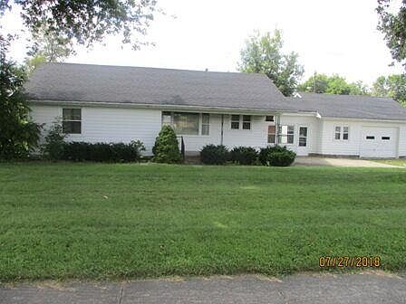 1st image of 104 Bennett Dr