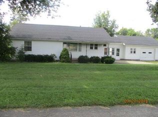 104 Bennett Dr, Markleville, IN 46056