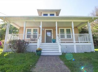 559 County Rd, Rochester, MA 02770