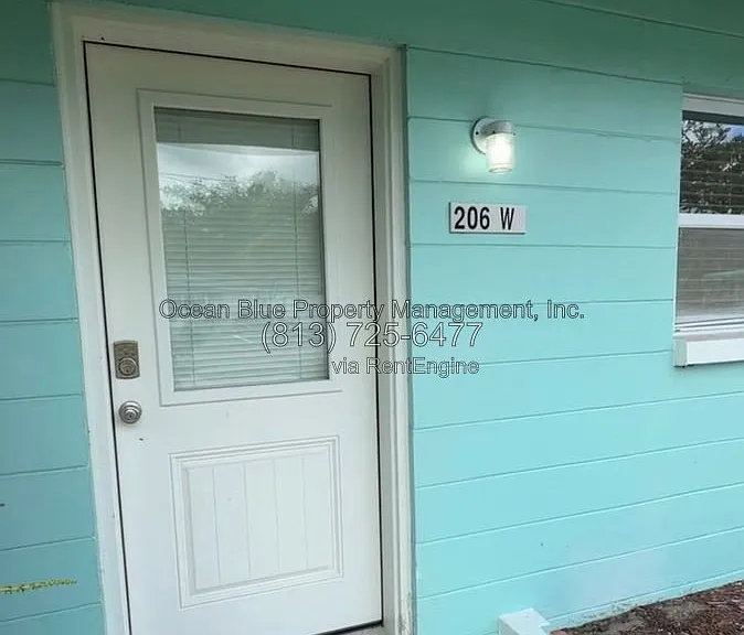 206 Bates Ave #E — Photo 2