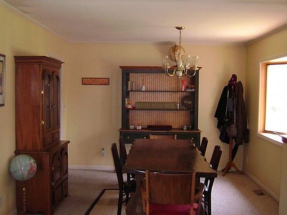 Dining room (bay window on right)
