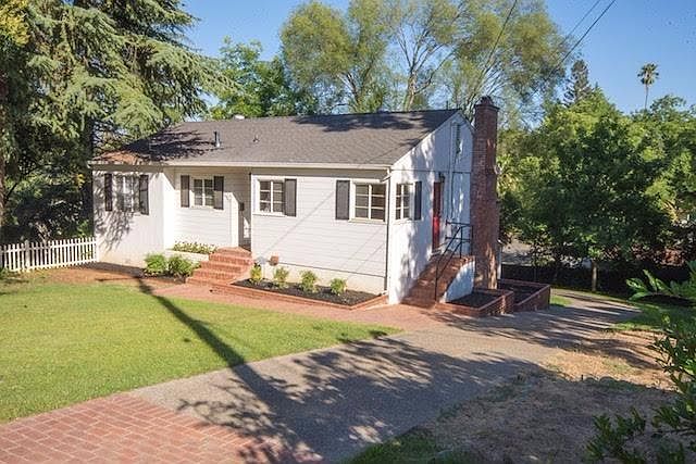 1st image of 8060 Sierra St