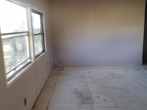 5th image of 606 W Park Ave Trlr 4
