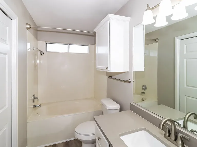 21013 Godolophin Ct — Photo 13
