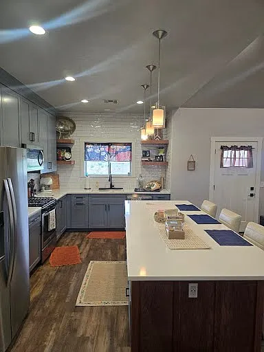 7905 Pickles Gap — Photo 4