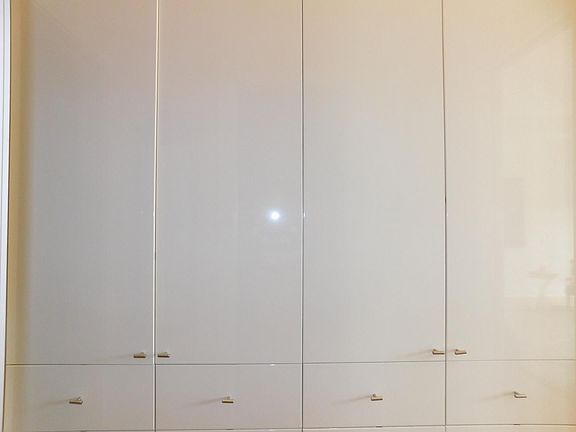3rd image of 2216 N Lincoln Ave APT 2