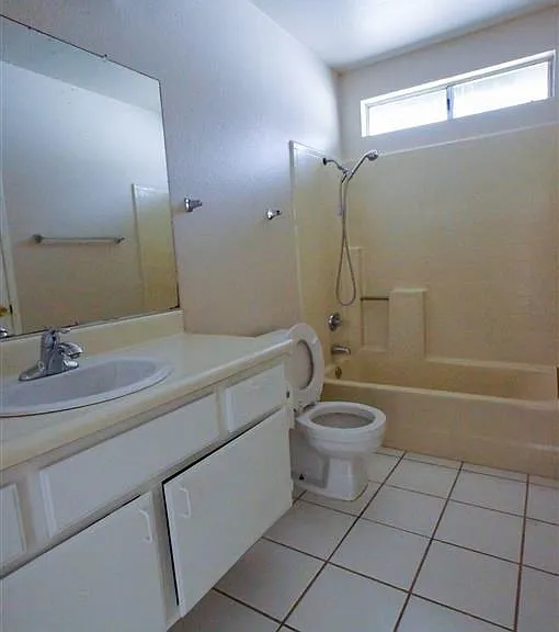 4743 Gardenia St — Photo 10