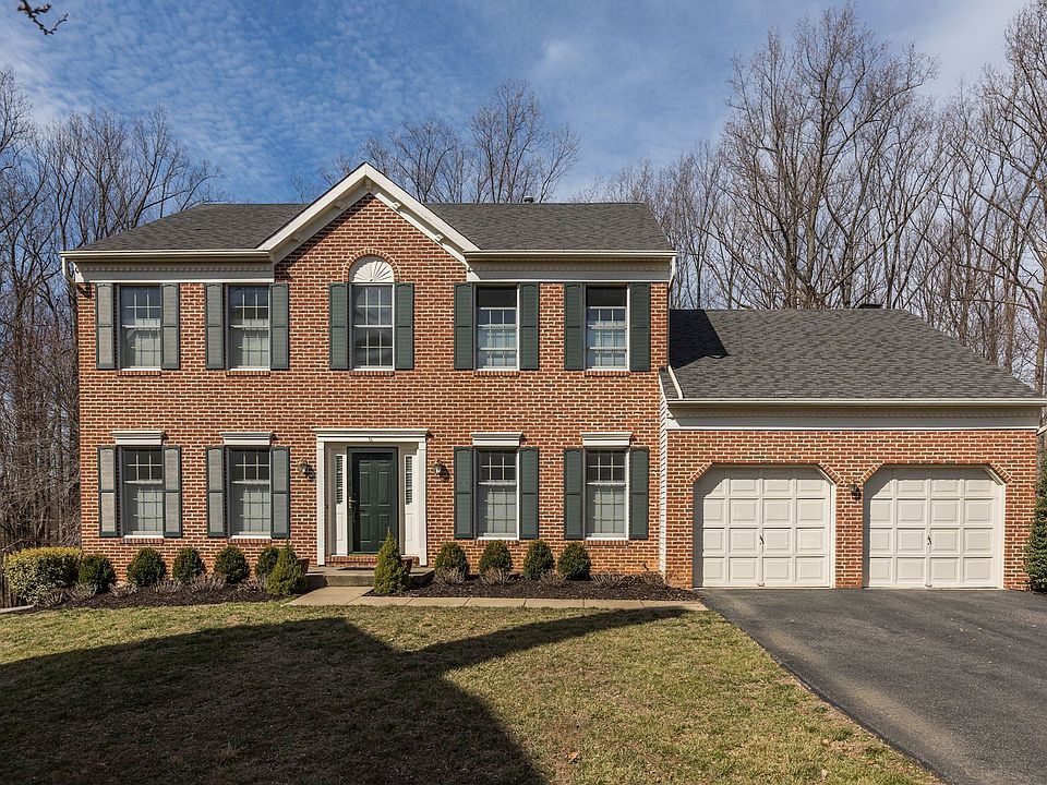 6 Collingdale Court