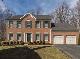 6 Collingdale Ct, Montgomery Village, MD 20886