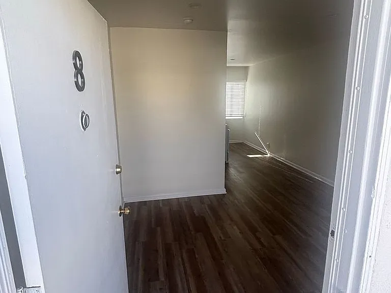 2408 Ocean Park Blvd — Photo 1
