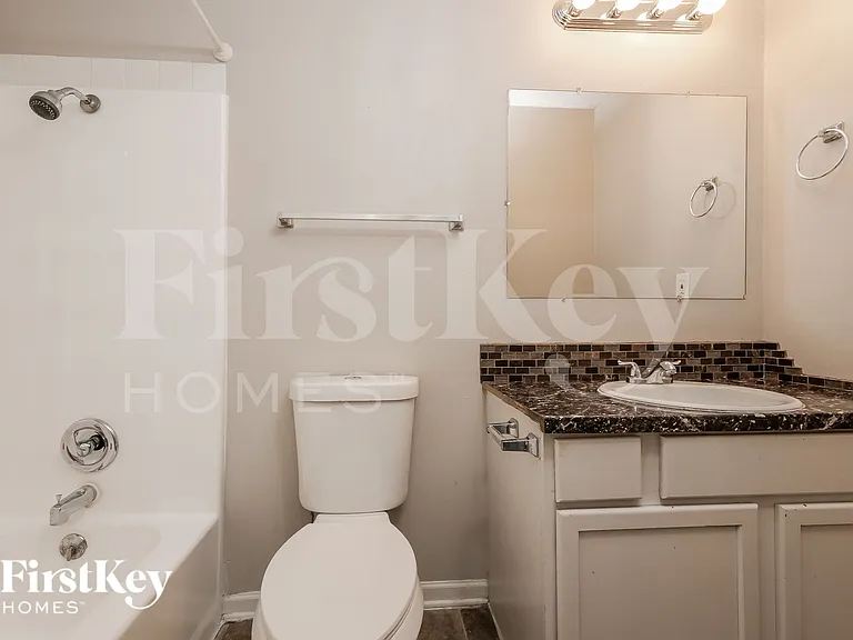 804 Covey Dr — Photo 13