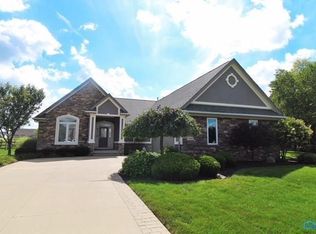 4562 Turtle Creek Dr, Perrysburg, OH 43551