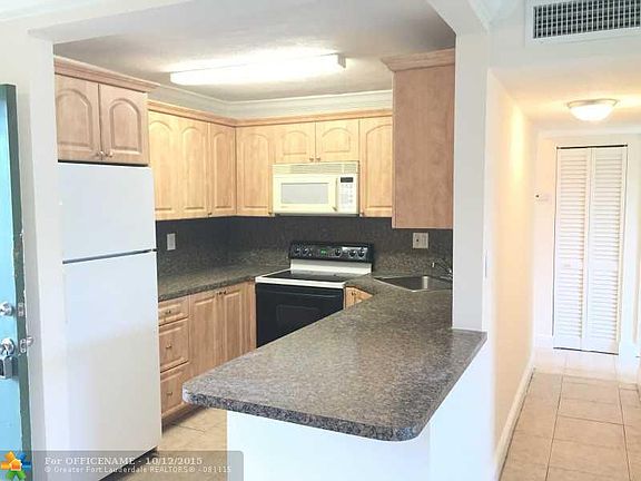 4th image of 9405 W Flagler St APT 312-D