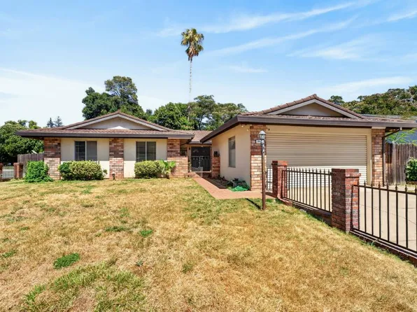 2615 Water Tree Way, Sacramento, CA 95826