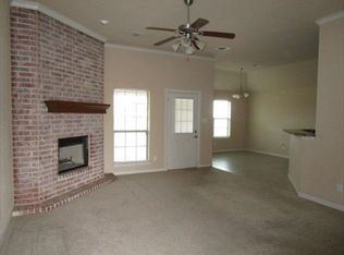 239 Harvey Ln, Decatur, TX 76234