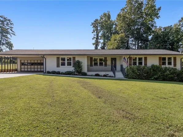 2410 Thrasher Rd, Buford, GA 30519